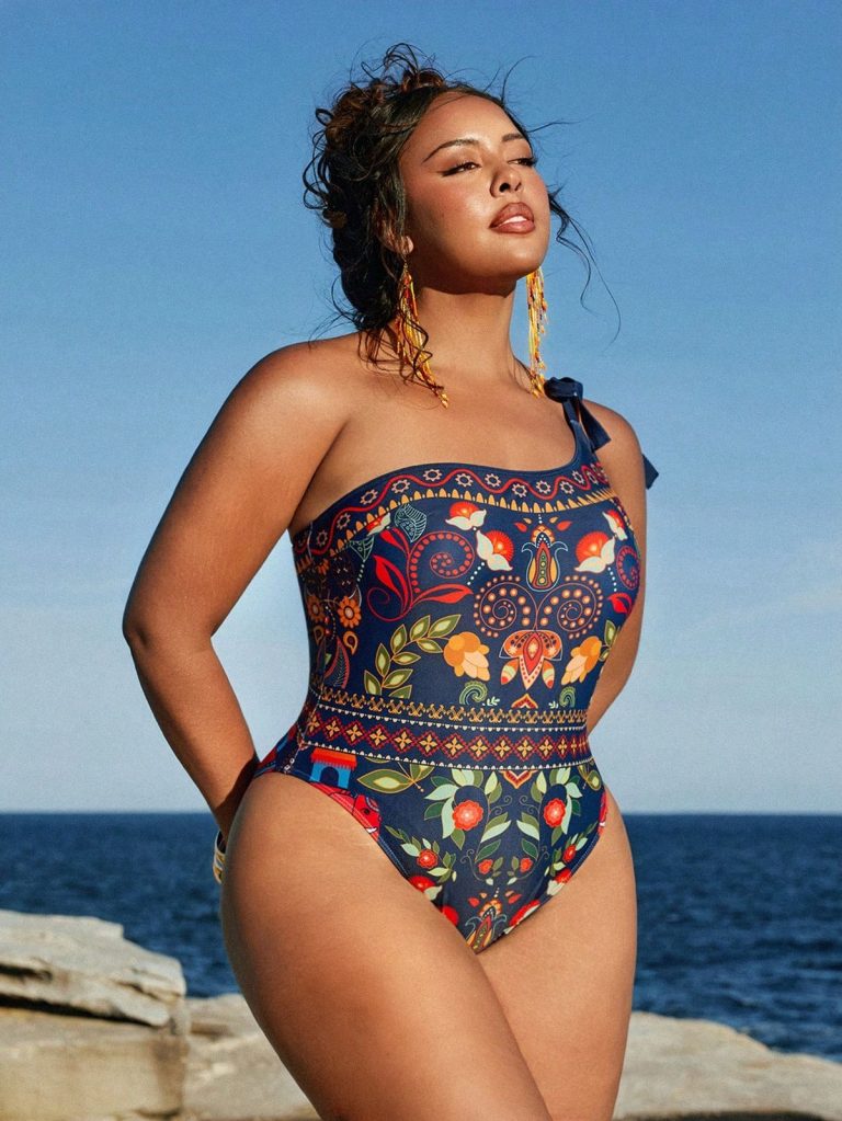 Best Plus Size One-Piece Swimsuits