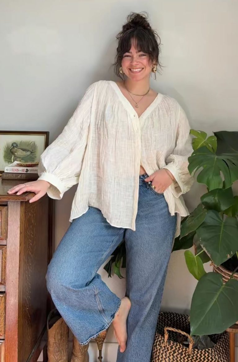 Best Plus Size White Tops: The Ultimate Guide to Crisp, Confidence-Boosting Style